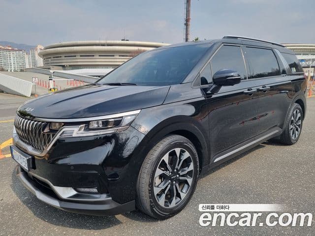 Kia Carnival 2022 — Фото 1/20