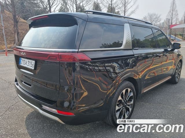 Kia Carnival 2022 — Фото 3/20
