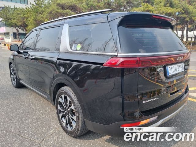 Kia Carnival 2022 — Фото 5/20