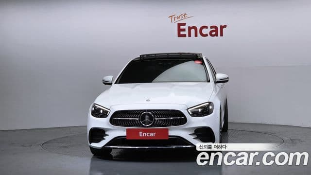 Mercedes-Benz E-Class 2021 — Фото 3/20