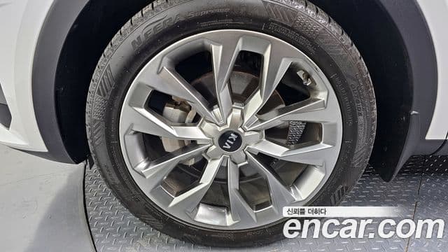 Kia Sorento 2020 — фото 5 из 20