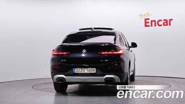 BMW X4 2022 — Şəkil 16/20
