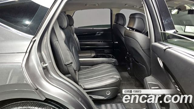 Genesis GV80 2021 — ფოტო 12/20