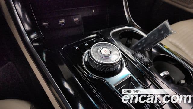 Kia Carnival 2021 — Фото 9/20