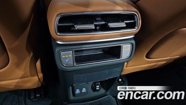 Genesis GV80 2025 — ფოტო 19/20