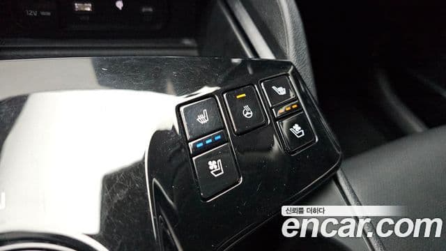 Kia Sportage 2024 — ფოტო 19/20