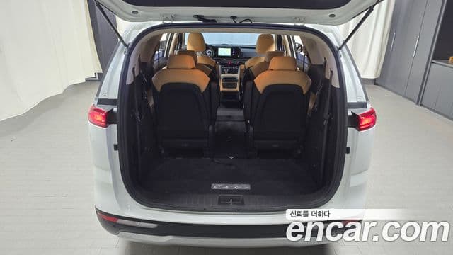 Kia Carnival 2023 — Şəkil 20/20