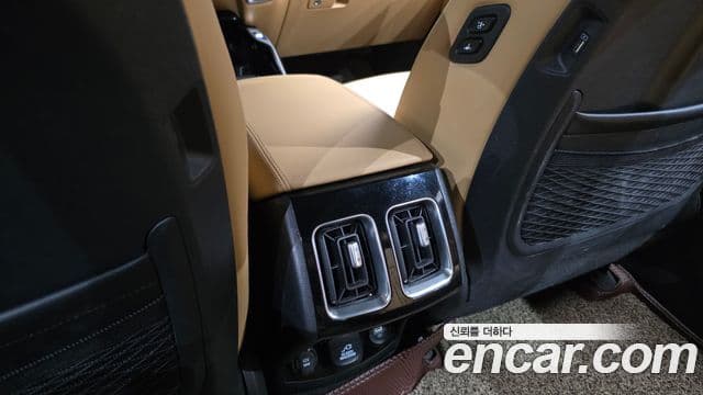 Kia Sorento 2020 — Şəkil 19/20