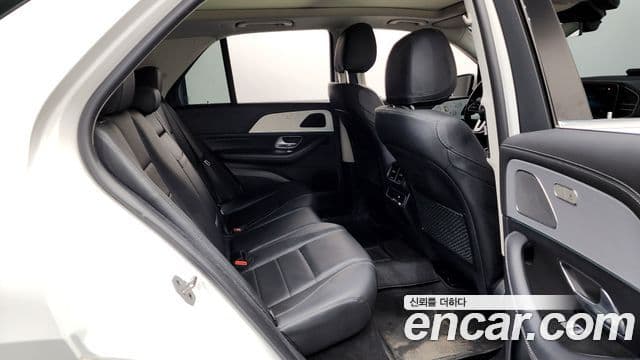 Mercedes-Benz GLE-Class 2021 — Şəkil 12/20