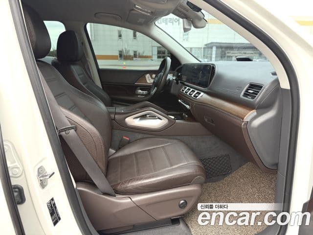 Mercedes-Benz GLE-Class 2019 — Şəkil 14/20