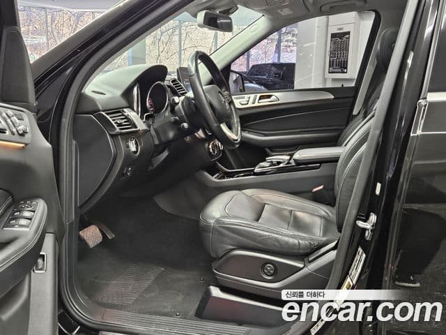 Mercedes-Benz GLE-Class 2018 — Şəkil 20/20