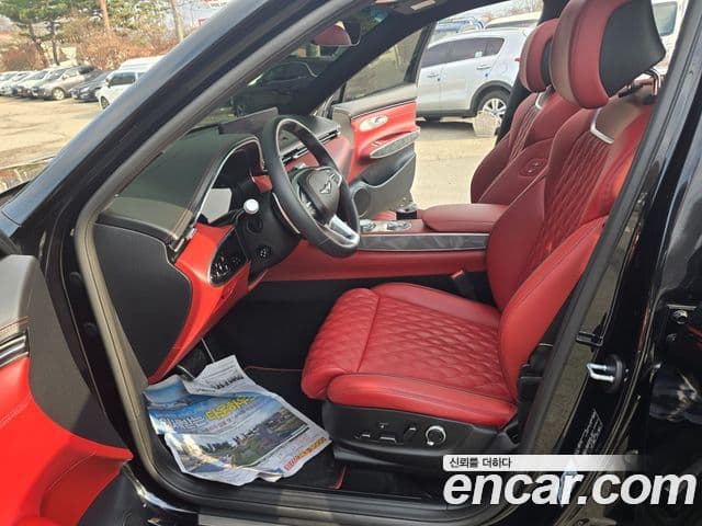 Genesis GV70 2022 — ფოტო 8/20