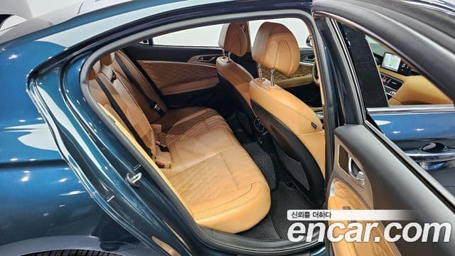 Genesis G70 2021 — ფოტო 12/20