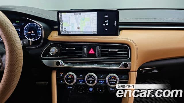 Genesis G70 2021 — ფოტო 14/20