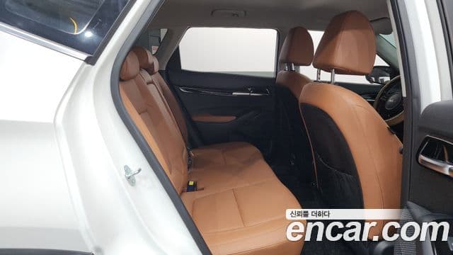 Kia Seltos 2024 — ფოტო 12/20