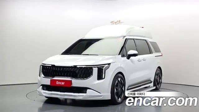 Kia Carnival 2024 — ფოტო 10/20