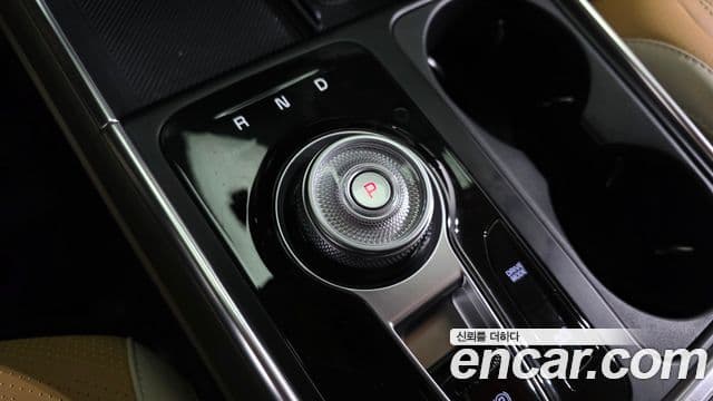 Kia Carnival 2024 — ფოტო 8/20