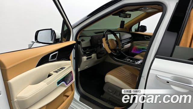 Kia Carnival 2024 — ფოტო 9/20