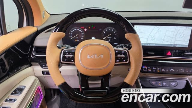 Kia Carnival 2024 — ფოტო 13/20