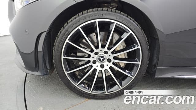 Mercedes-Benz CLS-Class 2019 — Photo 3/20