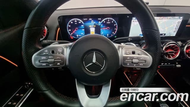 Mercedes-Benz GLB-Class 2020 — фото 17 из 20