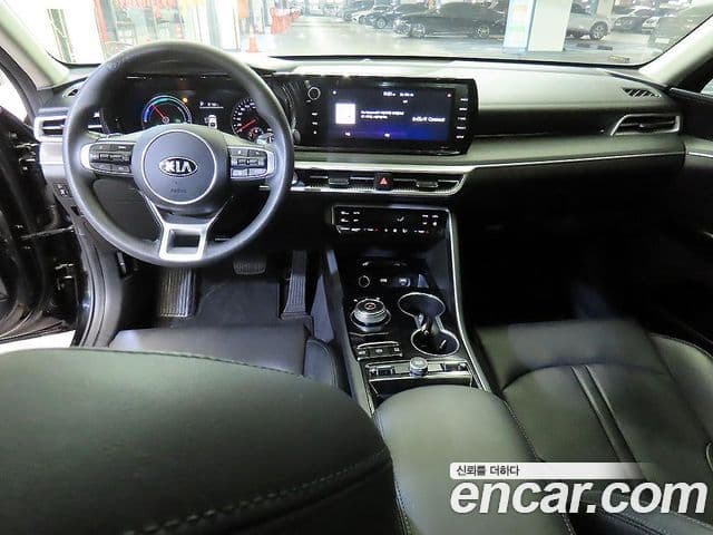 Kia K5 2021 — фото 10 из 20