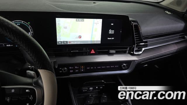 Kia Sportage 2022 — ფოტო 14/20