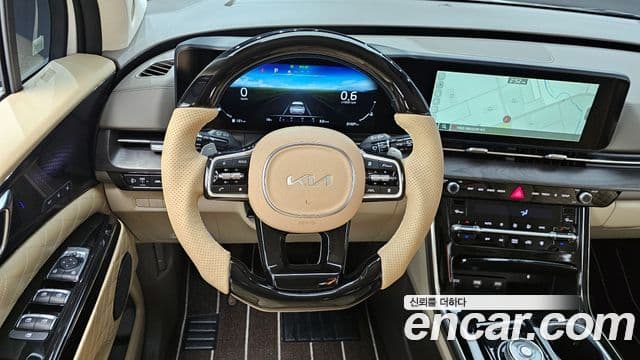 Kia Carnival 2022 — ფოტო 12/20