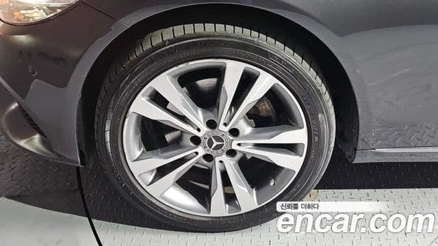 Mercedes-Benz C-Class 2020 — Şəkil 5/20