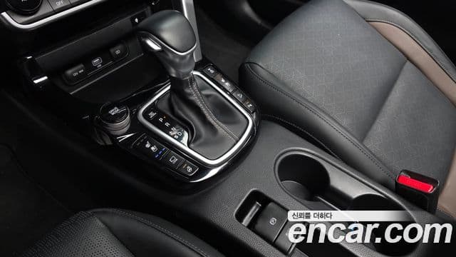 Kia Seltos 2020 — фото 9 из 20