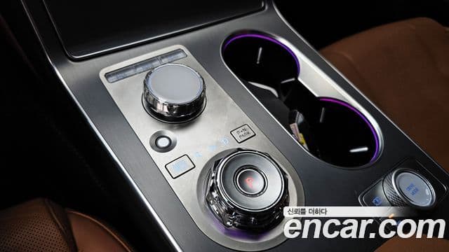 Genesis GV80 2023 — Photo 19/20