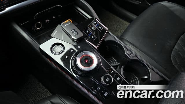 Kia Sportage 2022 — фото 9 из 20
