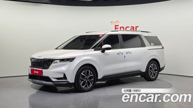 Kia Carnival 2022 — ფოტო 1/20
