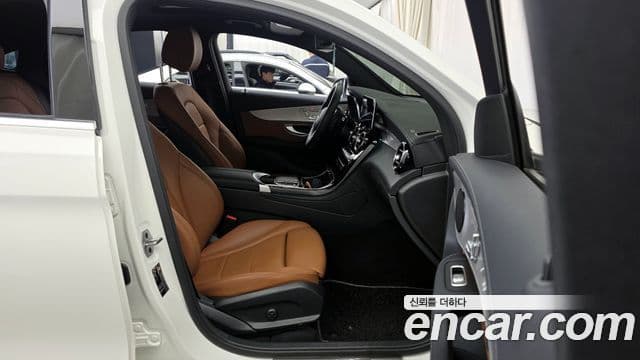 Mercedes-Benz GLC-Class 2022 — ფოტო 11/20