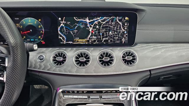 Mercedes-Benz AMG GT 2022 — Photo 22/31