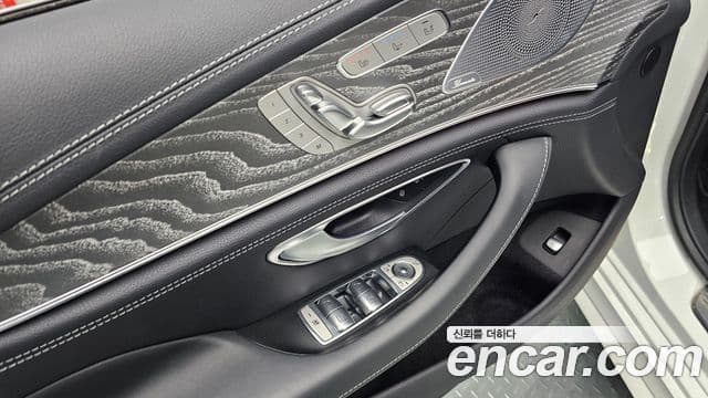 Mercedes-Benz AMG GT 2022 — Photo 10/31