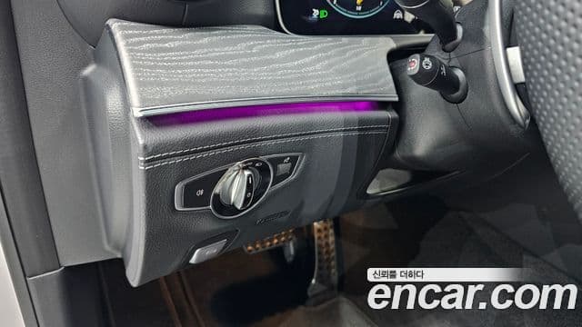 Mercedes-Benz AMG GT 2022 — Photo 18/31