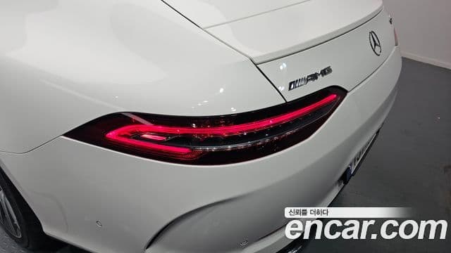 Mercedes-Benz AMG GT 2022 — Photo 14/31
