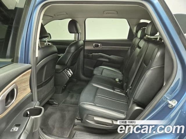 Kia Sorento 2020 — Фото 13/18