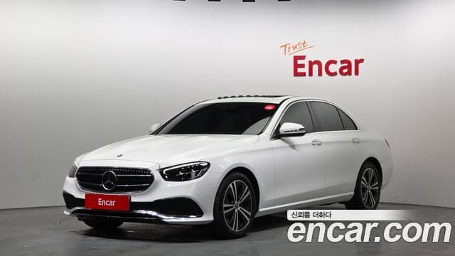 Mercedes-Benz E-Class 2021 — ფოტო 1/20