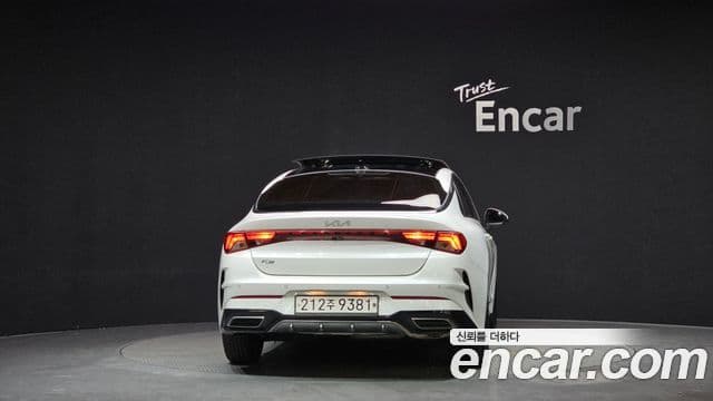 Kia K5 2022 — фото 4 из 20
