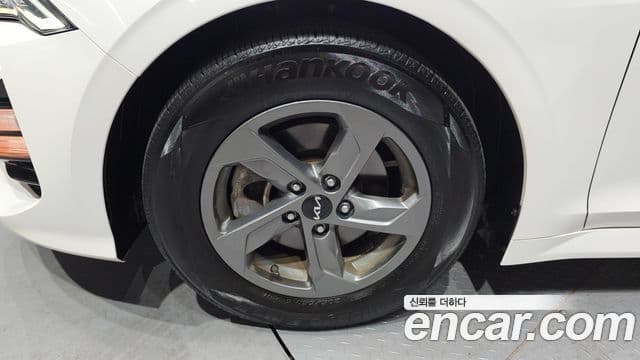 Kia K5 2022 — фото 5 из 20