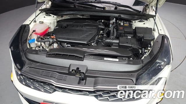 Kia K5 2022 — ფოტო 6/20