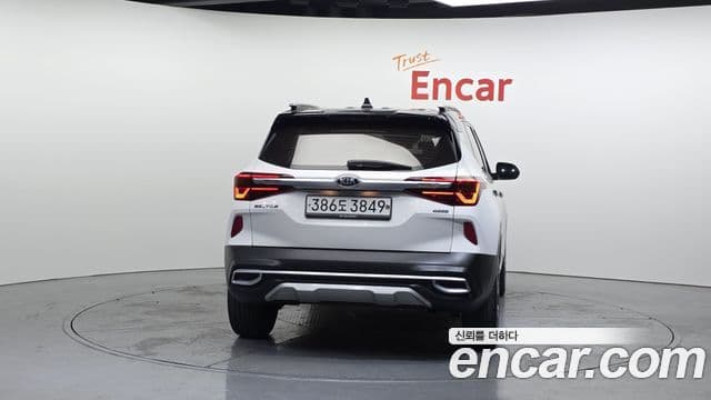Kia Seltos 2020 — ფოტო 4/20