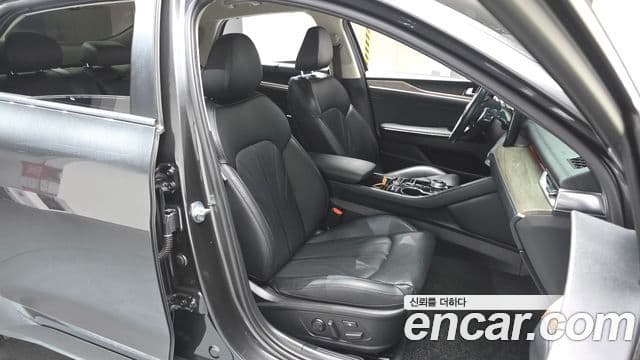 Kia K5 2021 — фото 12 из 20