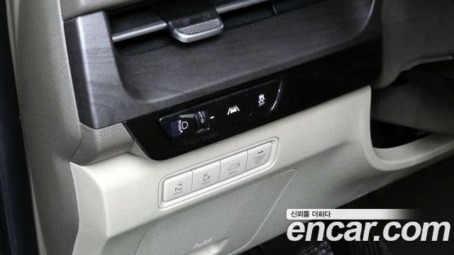 Kia Carnival 2020 — фото 14 из 20