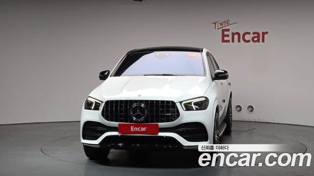 Mercedes-Benz GLE-Class 2022 — Photo 19/20