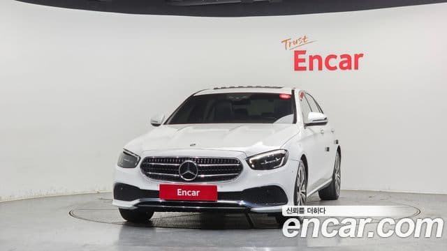 Mercedes-Benz E-Class 2021 — ფოტო 3/20
