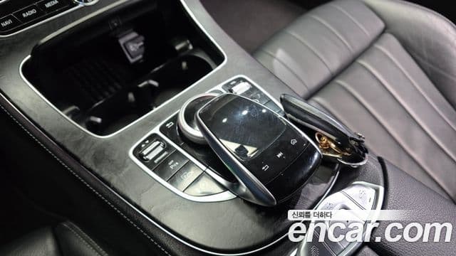 Mercedes-Benz E-Class 2019 — фото 9 из 20