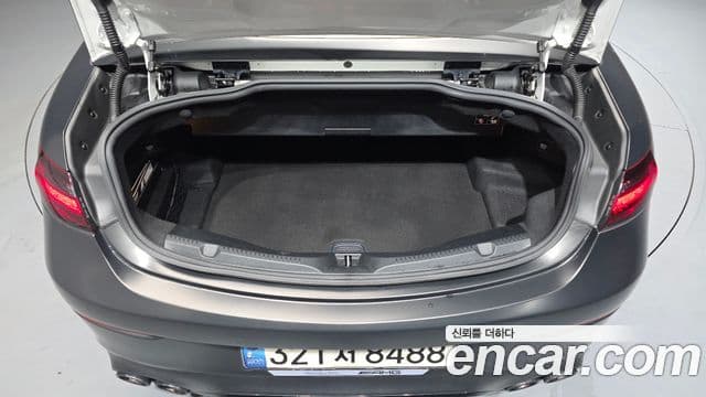 Mercedes-Benz E-Class 2019 — фото 20 из 20